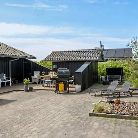 Feriehus Bl1102-blokhus-solbakkevej-17 *